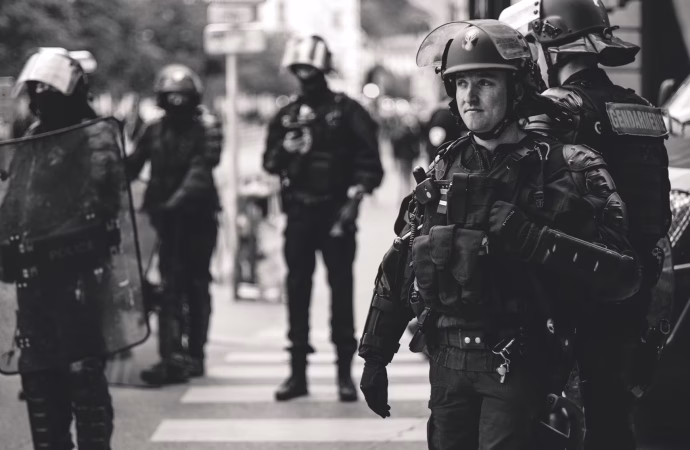 Terror No-Go Zones an Election-Friendly Scrap