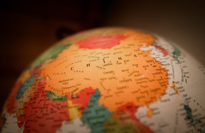 What Do Canadians Think of China and the US?