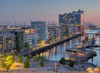 1500 Kilometres: The Distance between War and Refuge